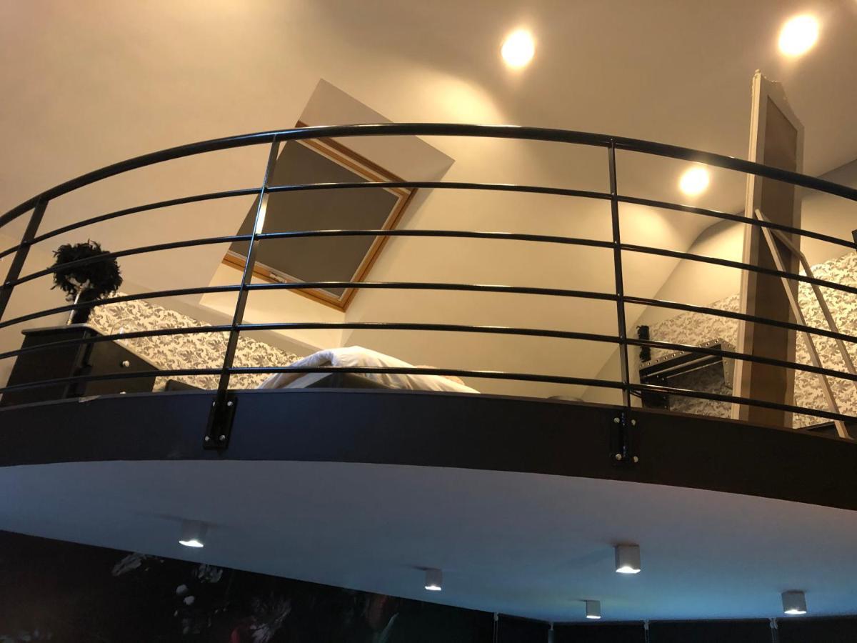 Апартаменти Loft D Isa Avec Wifi Netflix Gesves Екстер'єр фото
